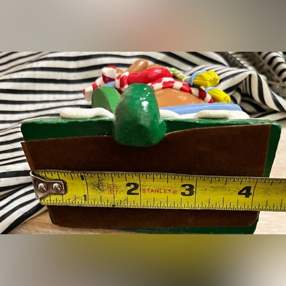 Claydough stocking hook bear & slay w/ 2 mantle hooks floral embossed bundle - Picture 3 of 16